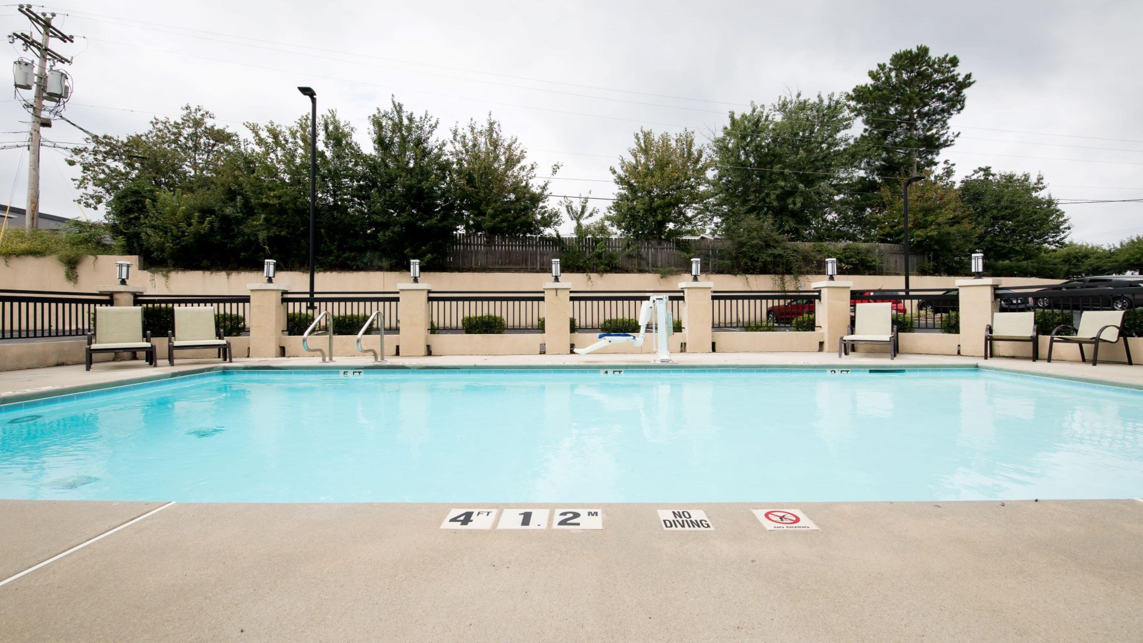 Holiday Inn Express Atlanta-Stone Mountain By Ihg Exterior foto